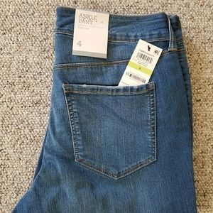 Embroidered Skinny jeans